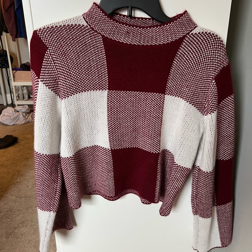 Cropped sweater
